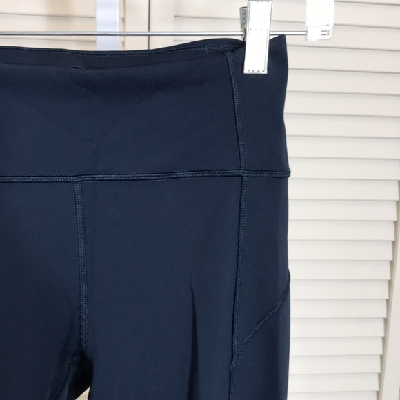 Lululemon In Movement Crop Everlux 19" Nocturnal Teal Size 4 - Picture 9 of 16